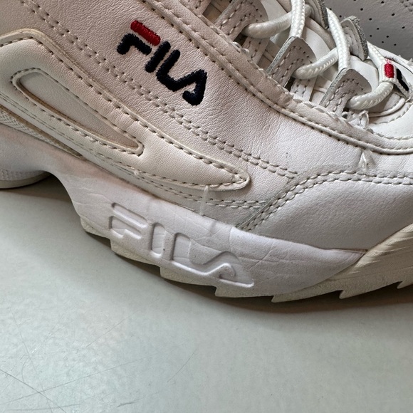 White Fila Chunky Sneakers | Size 7 | Vintage Style | Great Condition - Picture 6 of 17